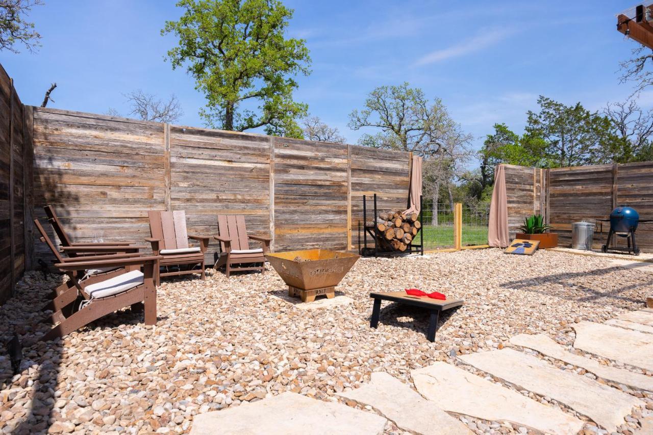 Romantic Tiny Luxury Retreat W Heated Pool, Sauna N Outdoor Shower In Wimberley 10 Acres Villa Luaran gambar