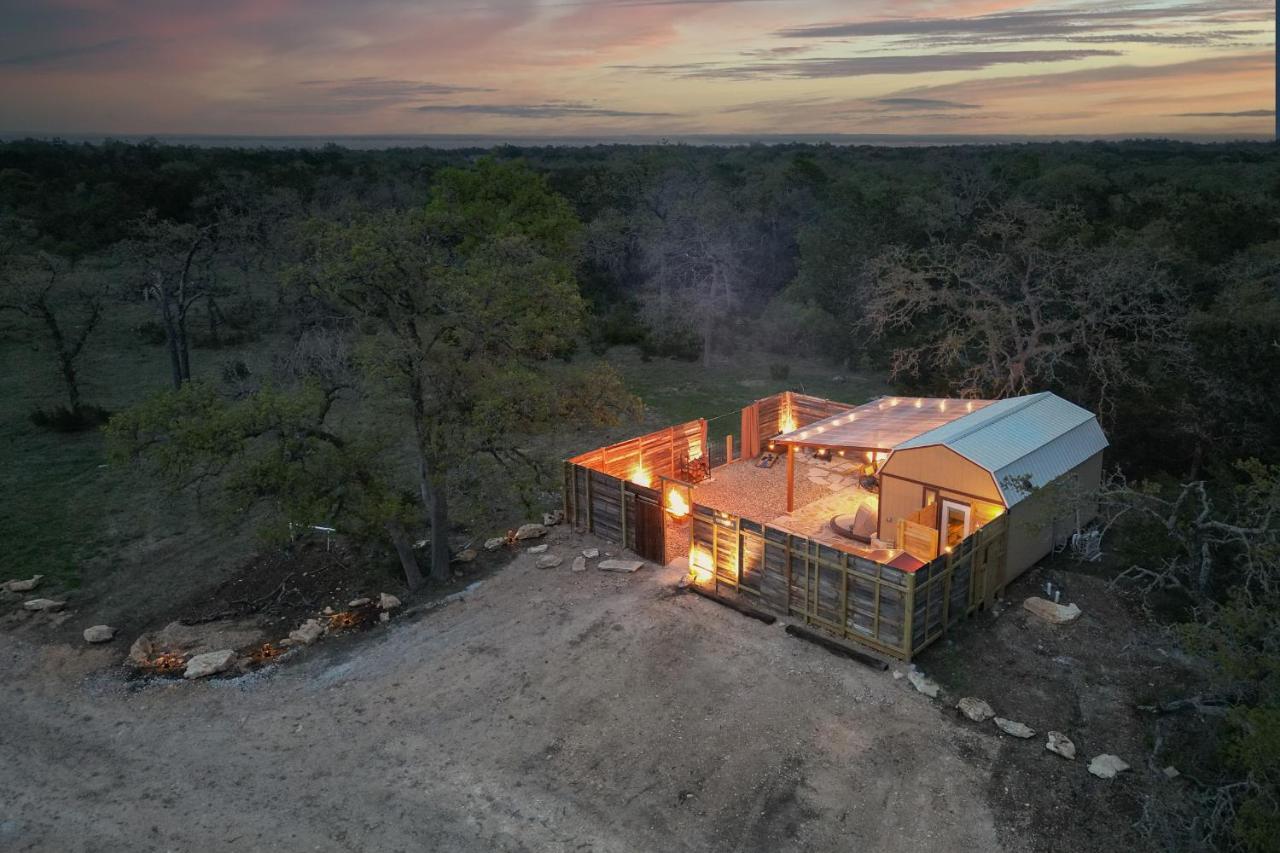 Romantic Tiny Luxury Retreat W Heated Pool, Sauna N Outdoor Shower In Wimberley 10 Acres Villa Luaran gambar