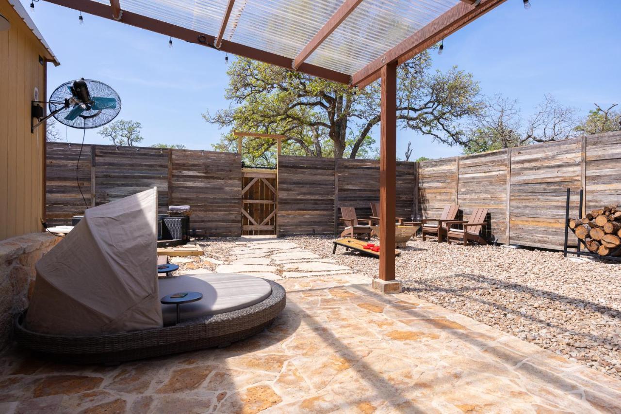 Romantic Tiny Luxury Retreat W Heated Pool, Sauna N Outdoor Shower In Wimberley 10 Acres Villa Luaran gambar