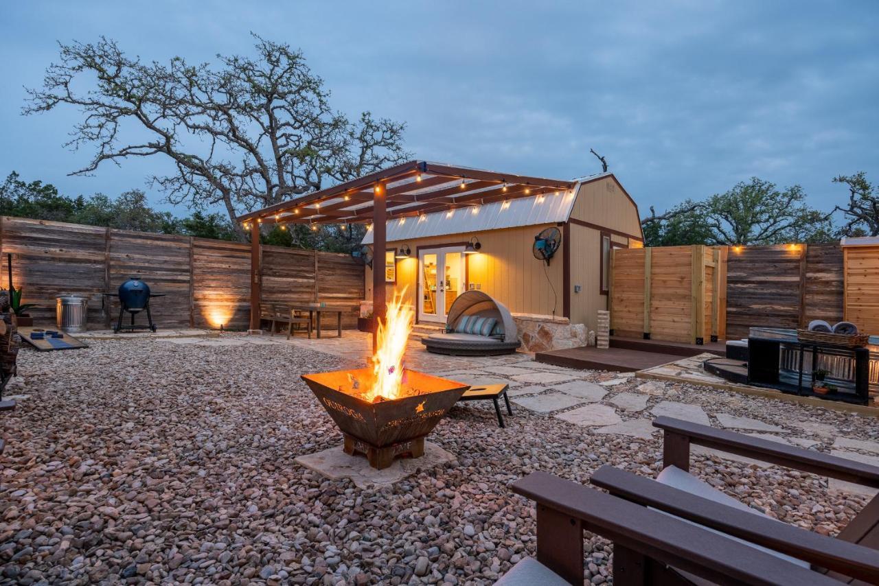 Romantic Tiny Luxury Retreat W Heated Pool, Sauna N Outdoor Shower In Wimberley 10 Acres Villa Luaran gambar